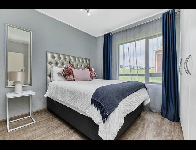2 BEDROOM APARTMENT FOR SALE IN JACKAL CREEK GOLF ESTATE
